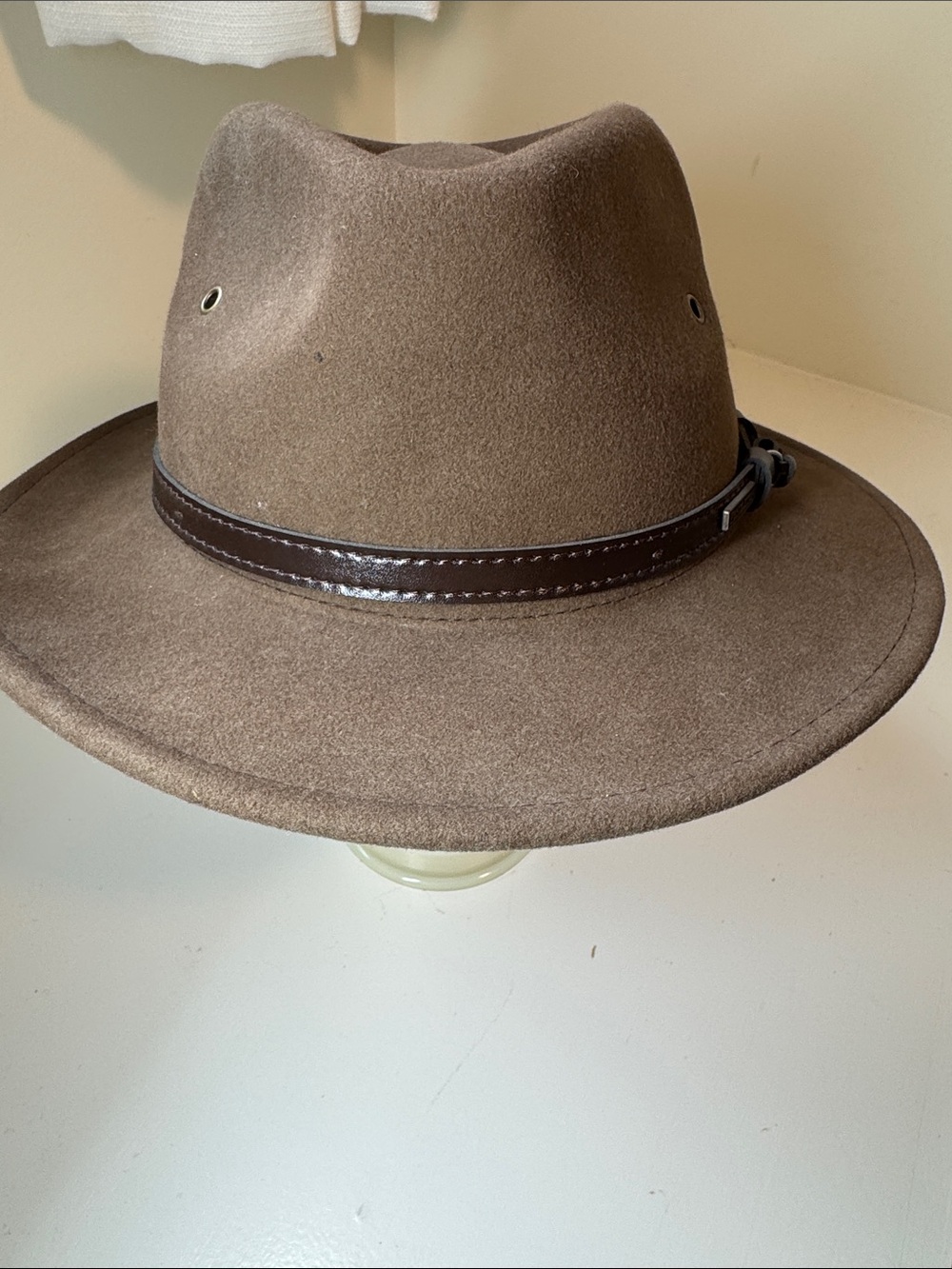 Pendleton brown wool fedora. M.